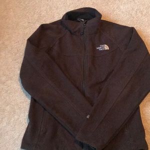 North Face light weight jacket / sweatshirt